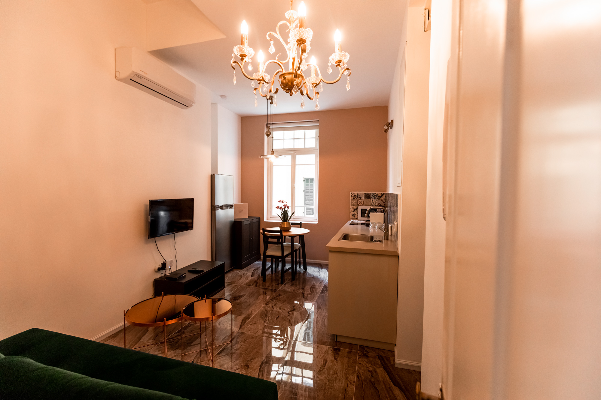 Apartment 001 - View 1