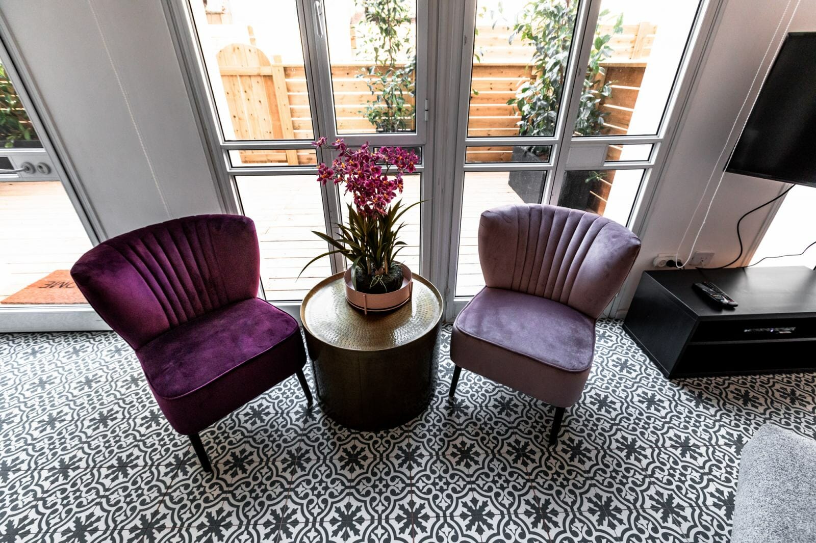 Apartment 003 view 4