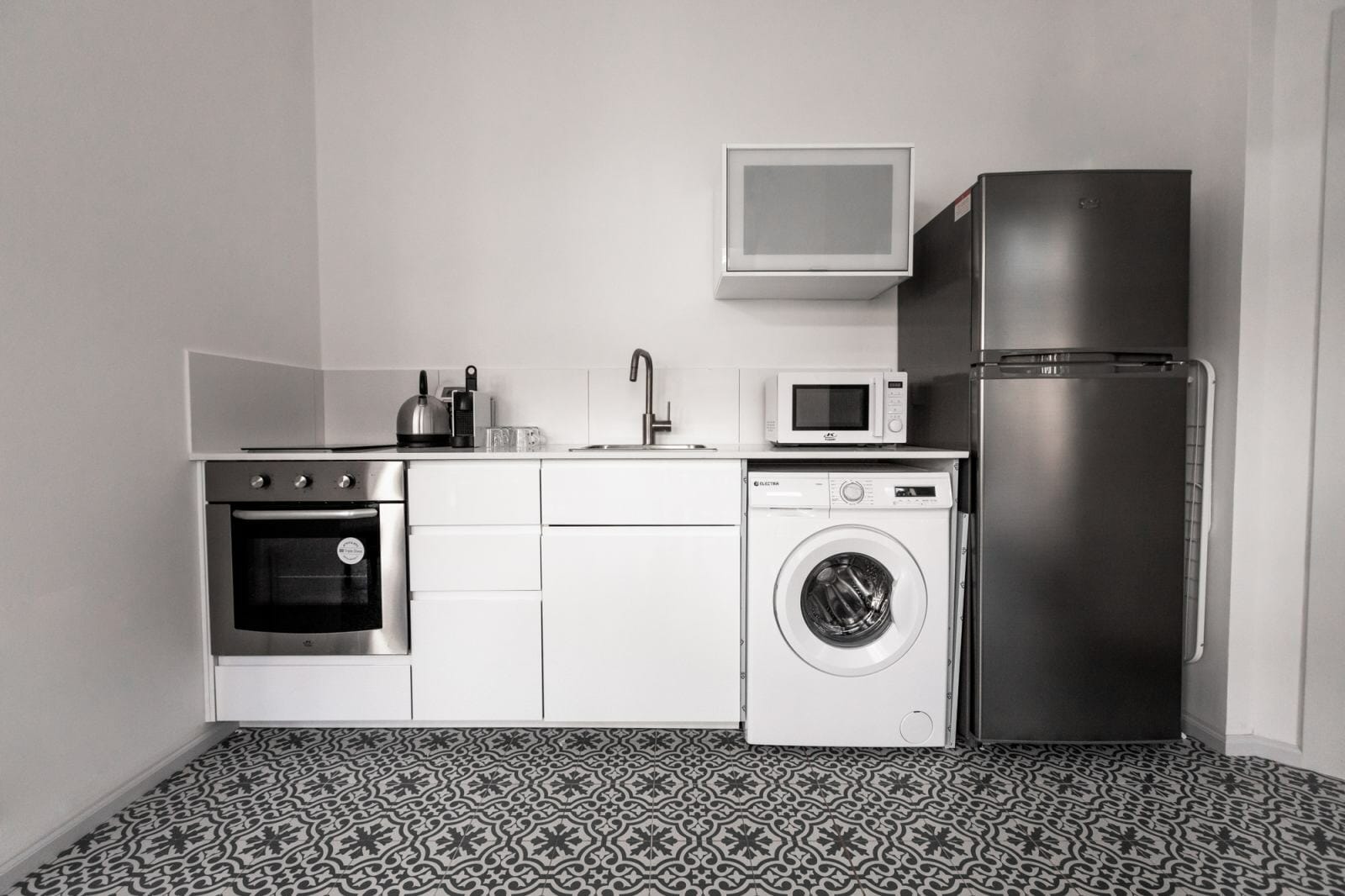 Apartment 003 view 6