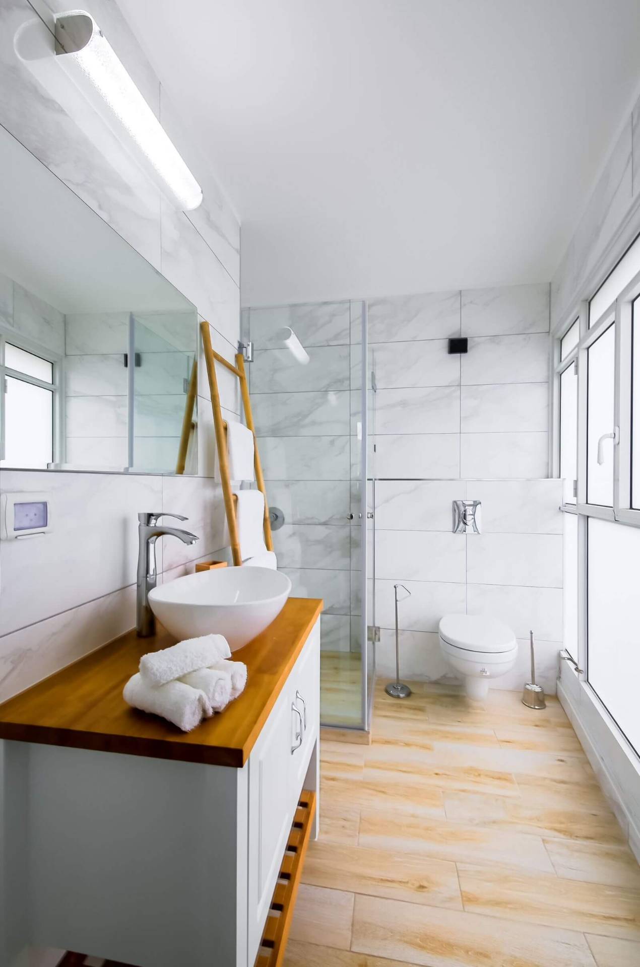 Apartment 104 - Image 2