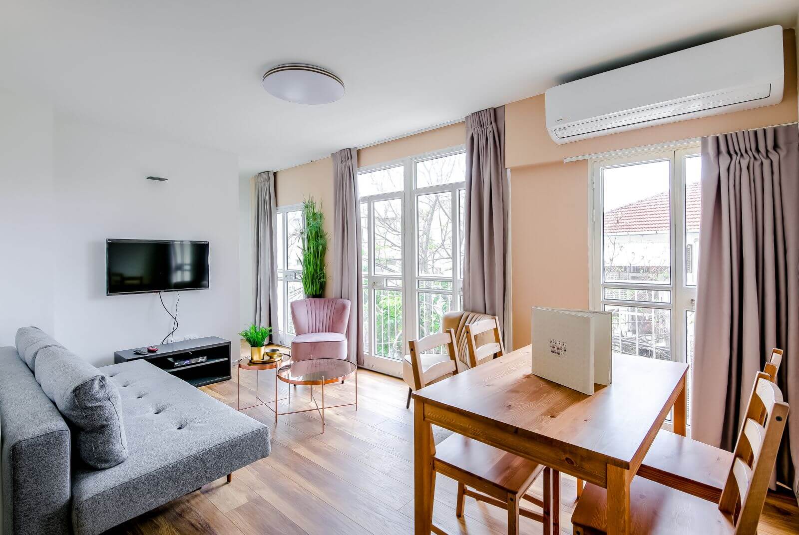 Deluxe Apartment – Green View – 104