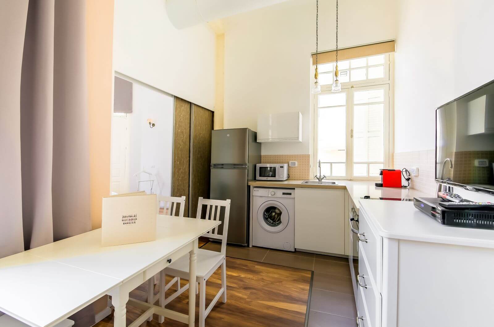 Apartment 201 - Image 7