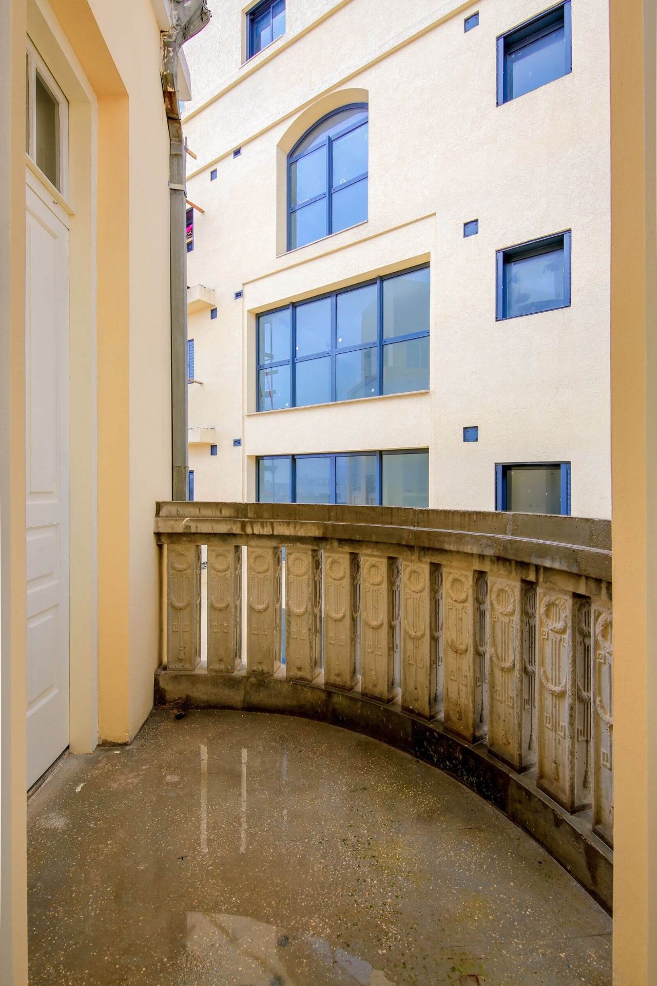 Apartment 202 - Image 8