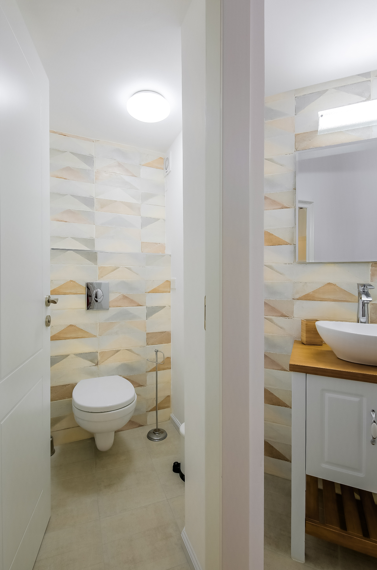 Luxurious Suite 203 - Image 10