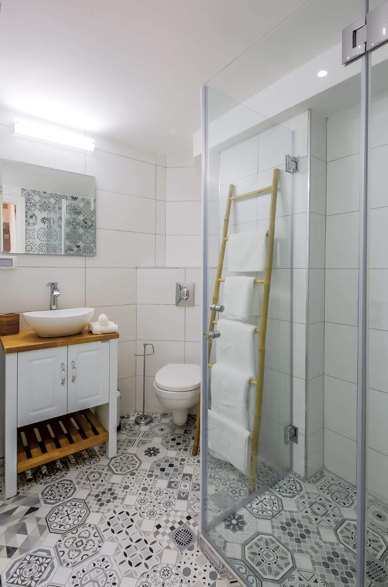 Duplex Apartment 204 - Image 5