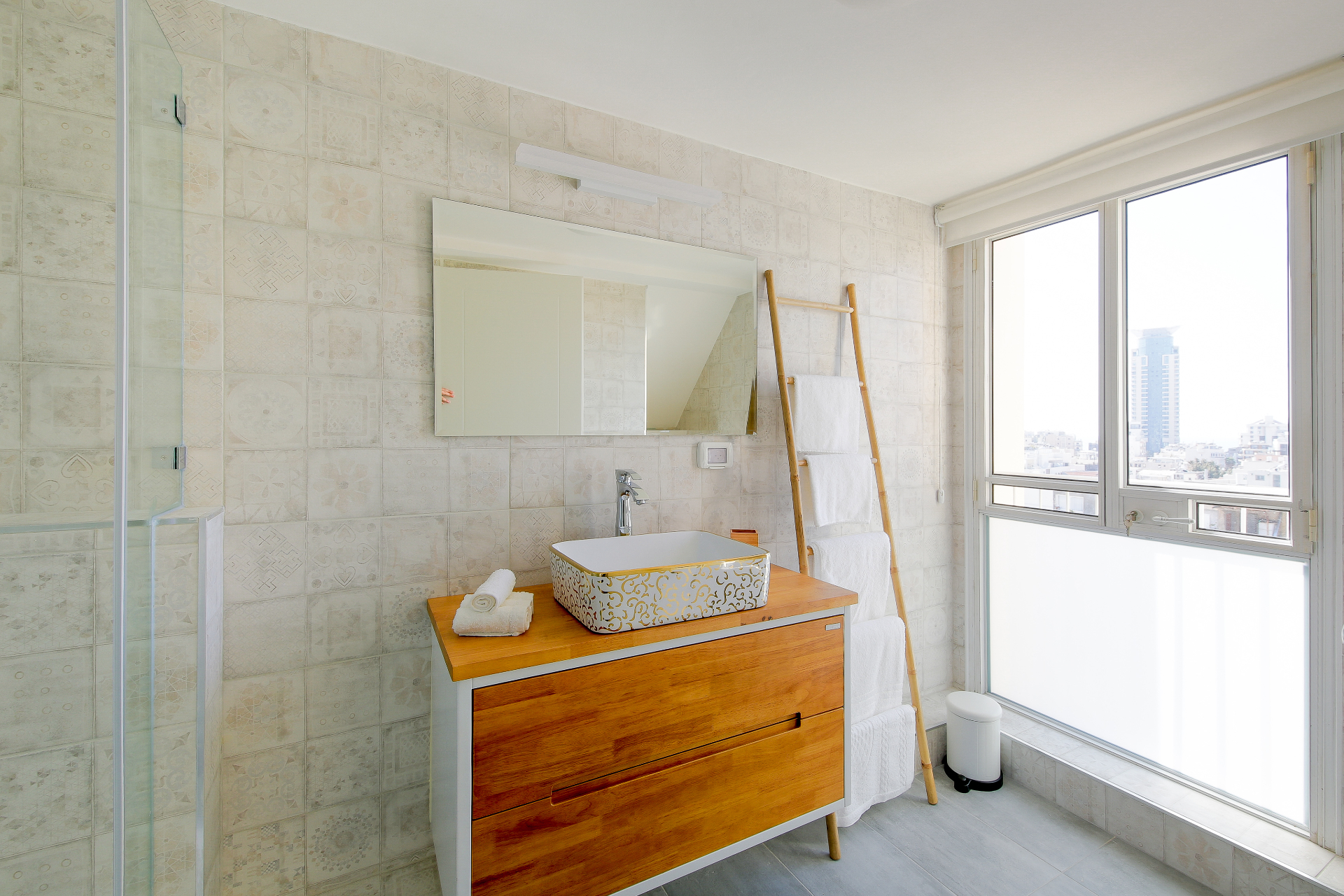 Penthouse Apartment 301 - Image 9