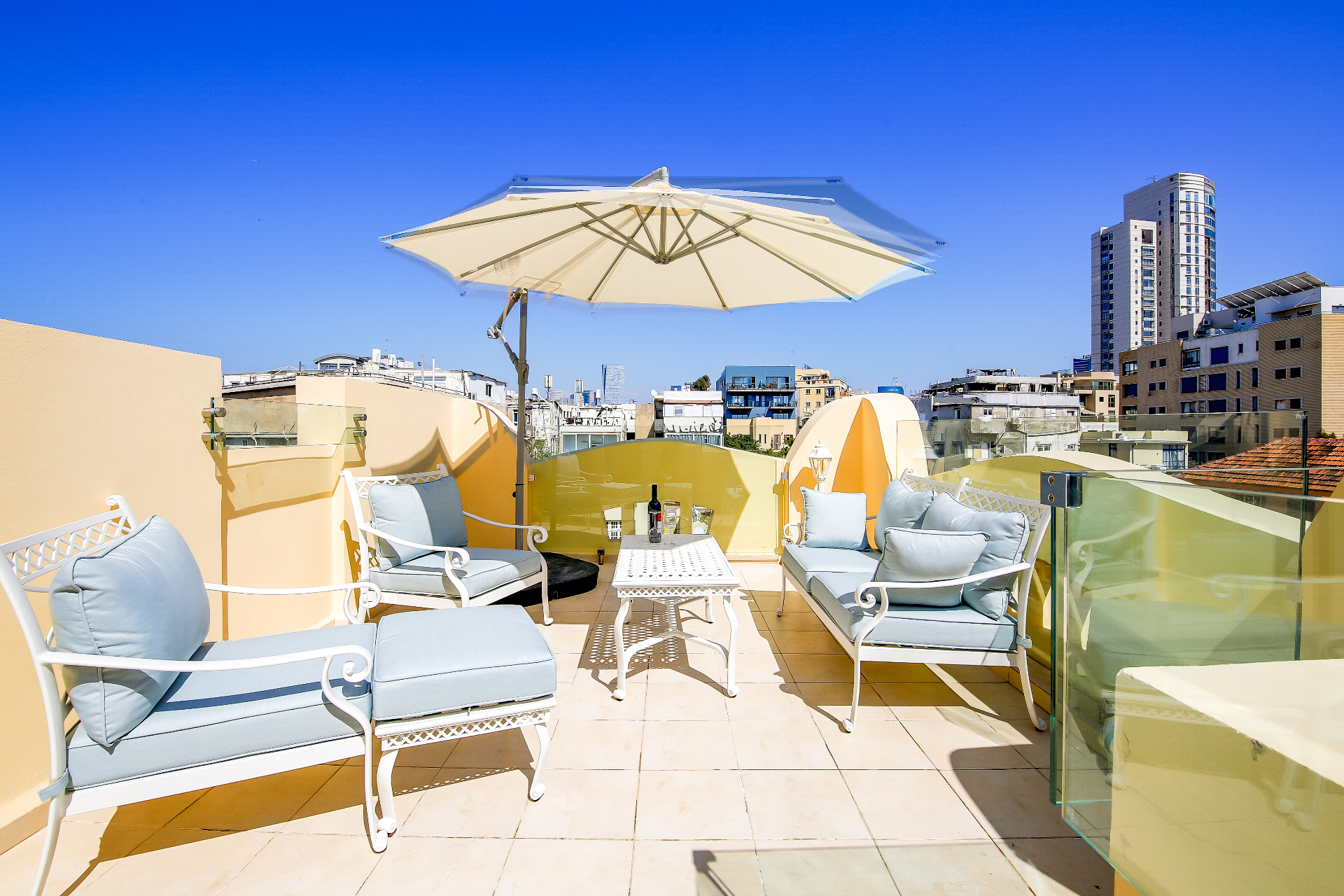 Modern luxury apartment in Tel Aviv